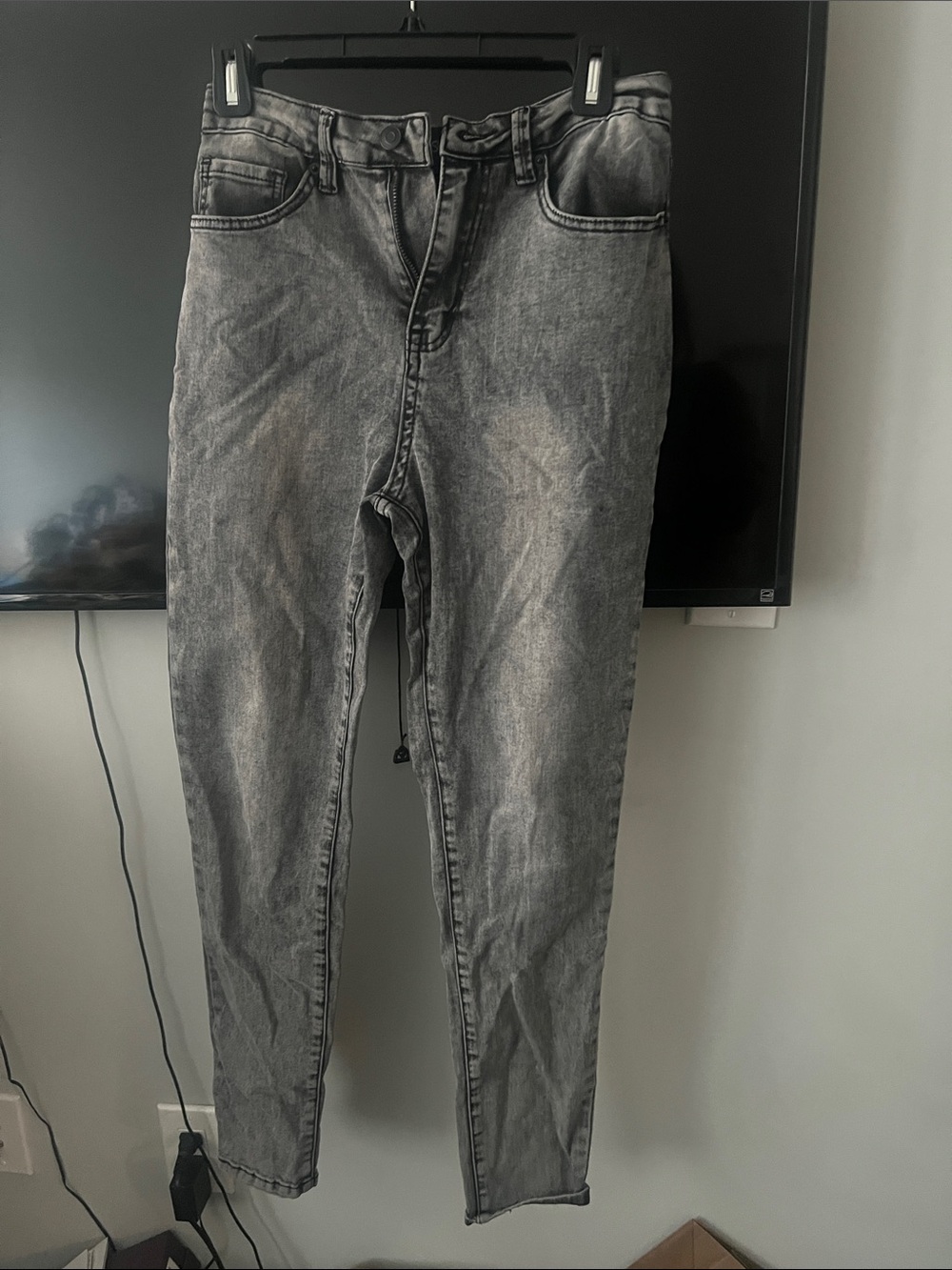 Fashion Nova Women's Gray Washed Straight Leg Jeans